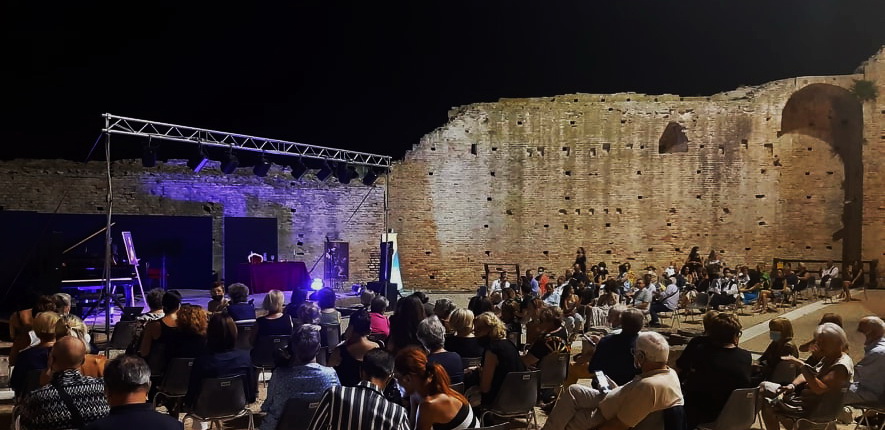 Sold out a Rocca Tiepolo di Porto San Giorgio per Tosca