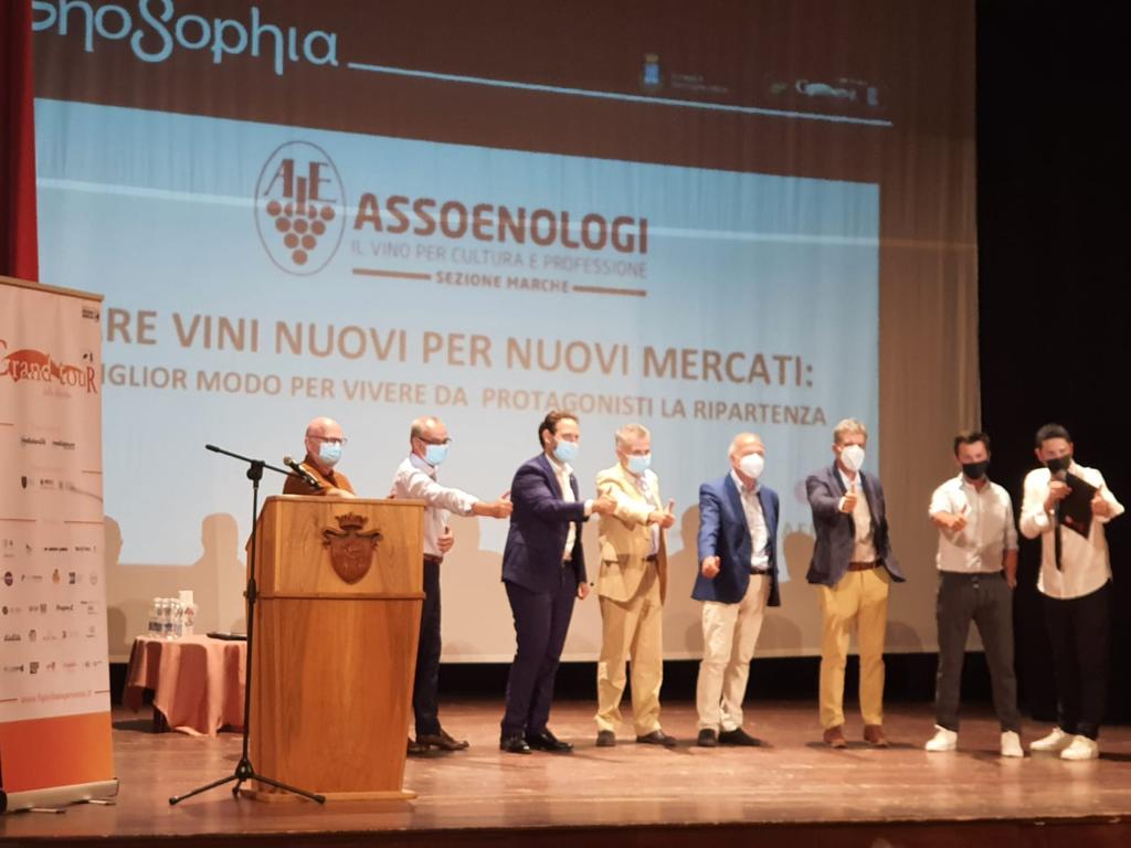 la seconda edizione di Enosophia a Sant'Elpidio a Mare 