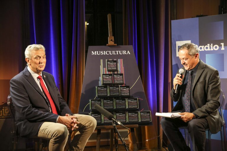 Sindaco di Recanati Antonio Bravi e John Vignola