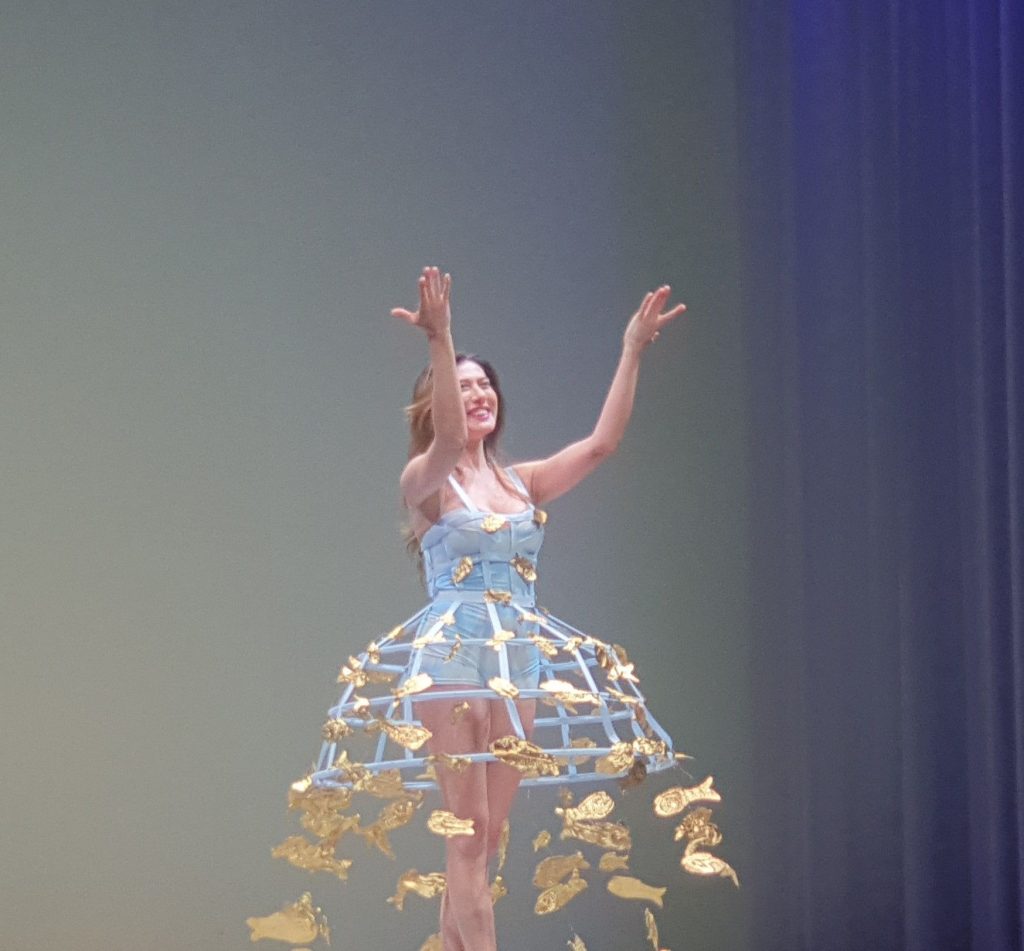 Virginia Raffaele con Samusà a La Fenice di Senigallia 220421