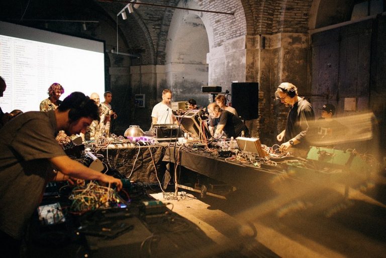 Acusmatiq XVII. Dimensioni Parallele: electronic electroacustic festival alla Mole Vanvitellianadi Ancona il 30 e 31 luglio 2022