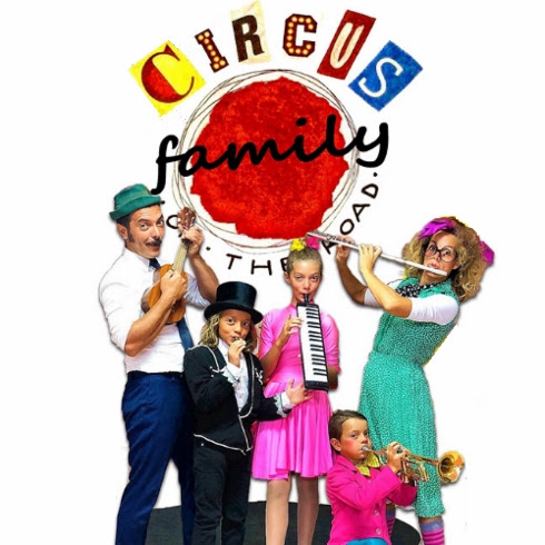 Circus Family On The Road (Spagna)