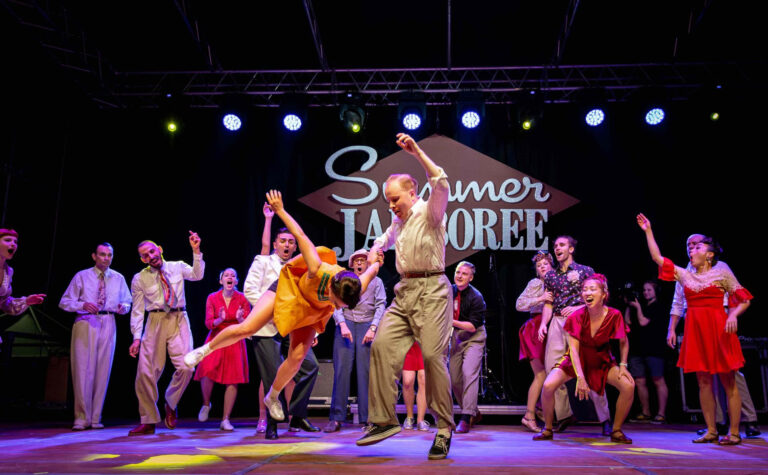 Summer Jamboree si balla