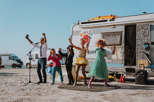 ‍Circus Family On The Road (Spagna)