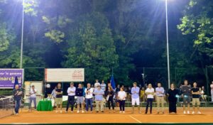 Il Lions Club consegna una targa in ricordo di “Francesco Saccinto e Guido Canafoglia” al primo classificato del Torneo di tennis open 2022 Città di Senigallia