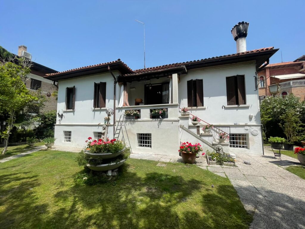 CASA FABRIQUE è pronta per accogliere il nuovo cinema italiano alla 79a Mostra Internazionale d’Arte Cinematografica di Venezia