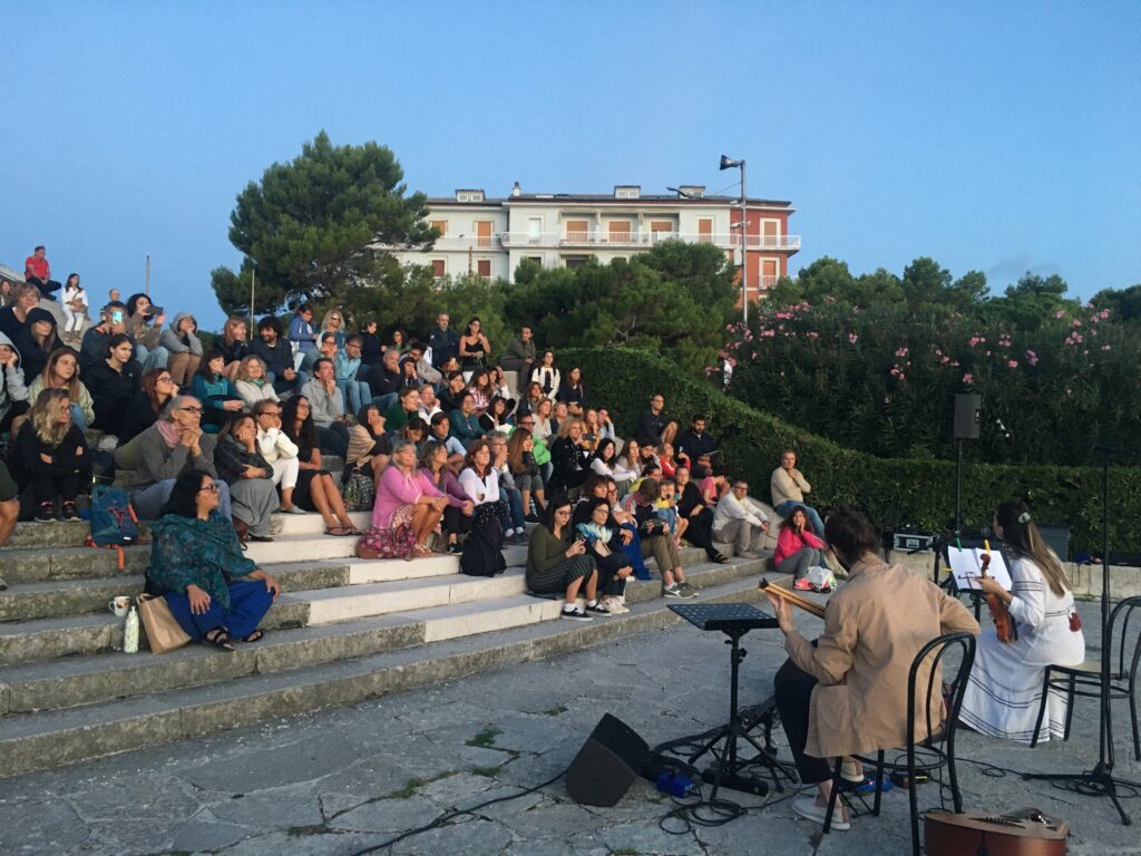 AdMed. Due Mlinar e Favo