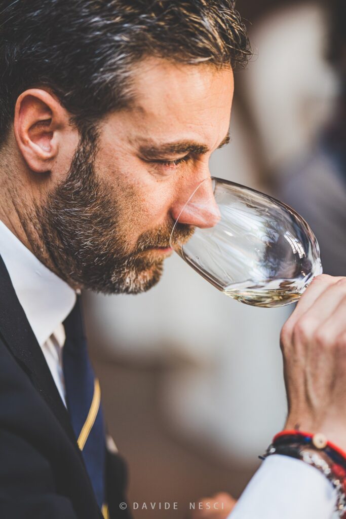 AIS Marche Delegazione di Pesaro inaugura due nuovi corsi di primo livello per la Qualifica Professionale di Sommelier