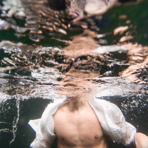 Erocaddeo primo singolo