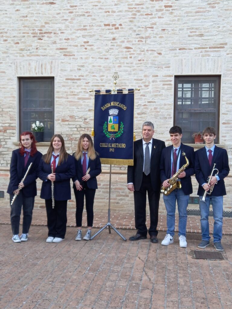 Tanti debutti nella Banda Musicando di Colli al Metauro diretta dal Maestro Michele Spadoni