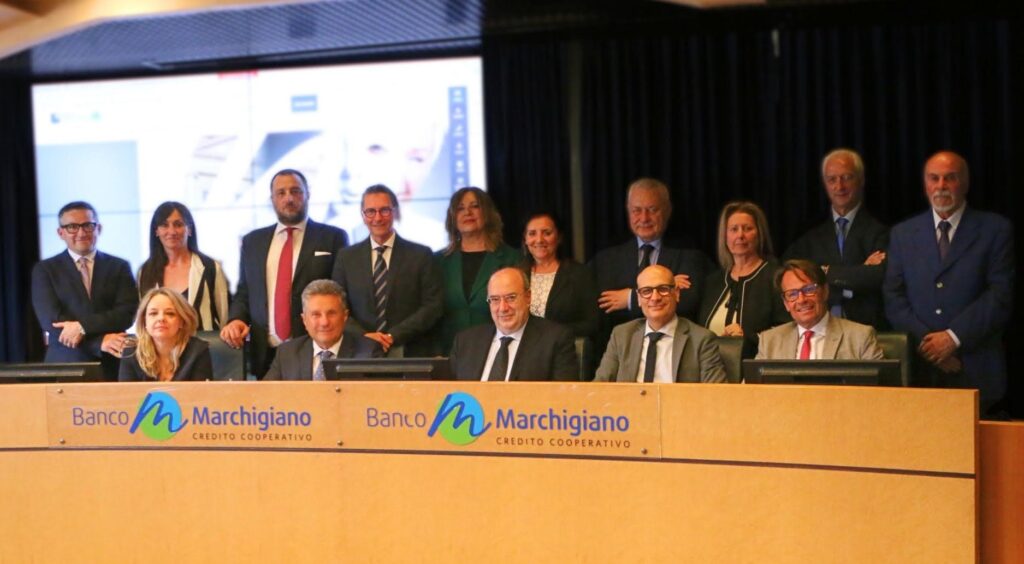 Il 2025 del Banco Marchigiano: tra i successi degli ultimi due anni e le sfide future. Il presidente Palombini e il Vice Bindelli tracciano il bilancio del Banco Marchigiano tra solidità, innovazione e vicinanza al territorio.